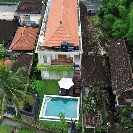 Graha Shanti Guest House