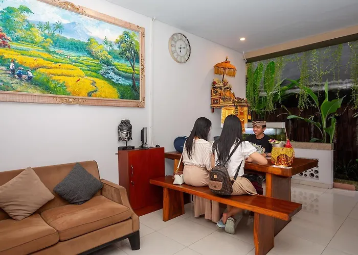 Graha Shanti Pensión 4*