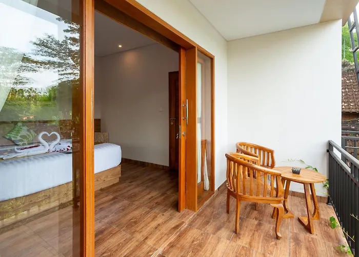 Graha Shanti 4*